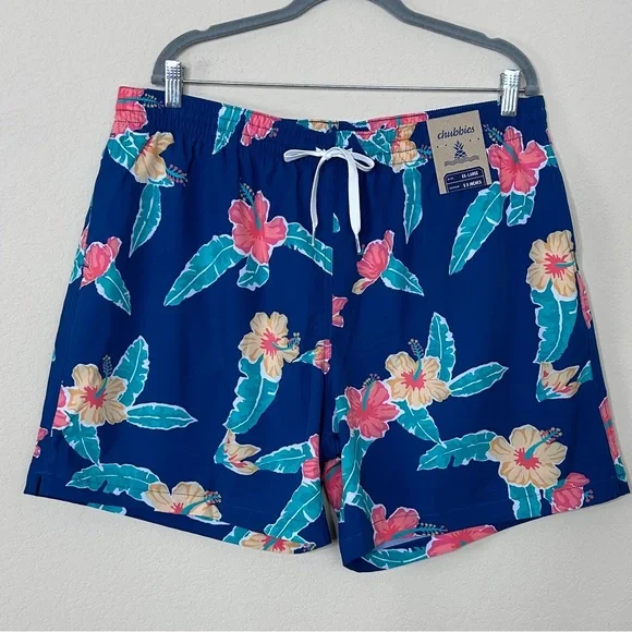 Chubbies The Floral Reefs Classic Swim Trunk - Men's - Picture 5 of 15